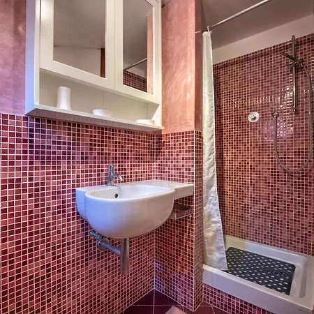 278- Casa Tra I Caruggi E Il Mare, A Due Minuti A Piedi Dalla Baia Del Silenzio * Sestri Levante